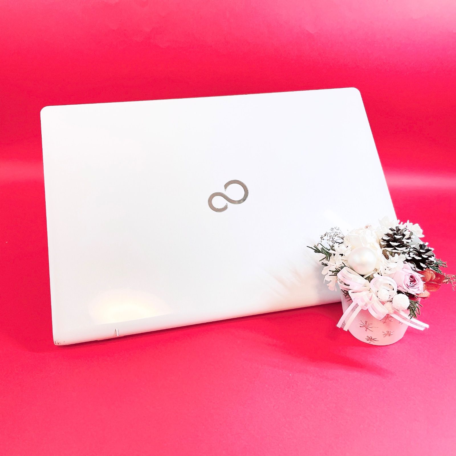 7搭載 ️薄型ノートパソコン