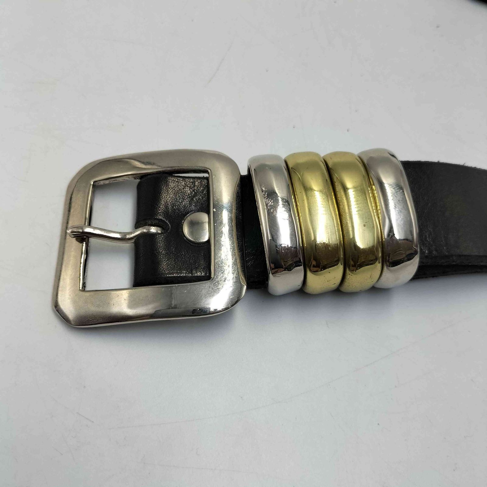 マスターアンドコー MASTER＆CO. Amanojak 別注 BRASS 4 LOOP レザーベルト メンズ 28