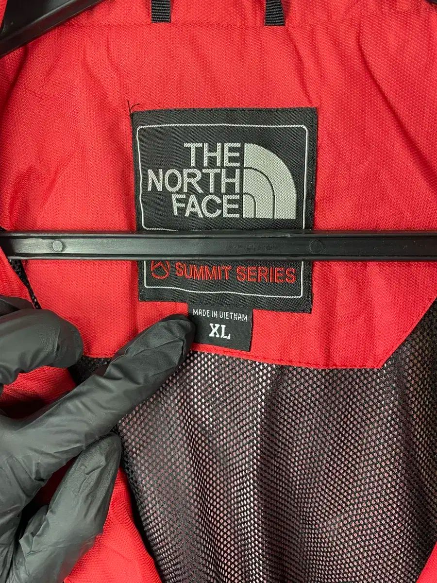 ウィンドブレーカー