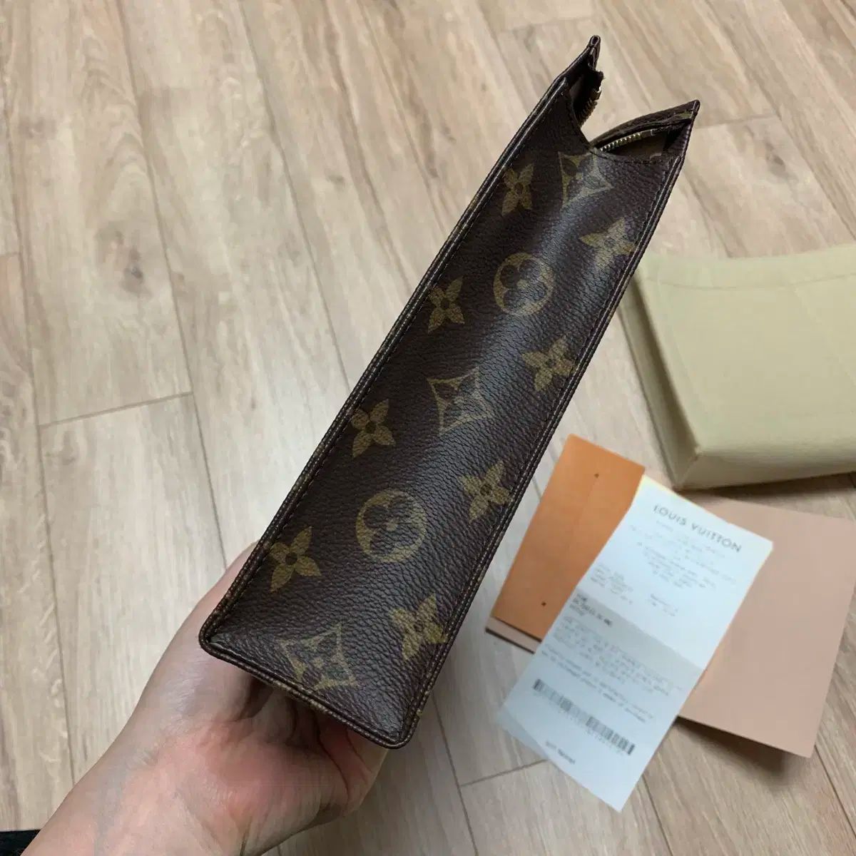 ルイヴィトン モノグラム