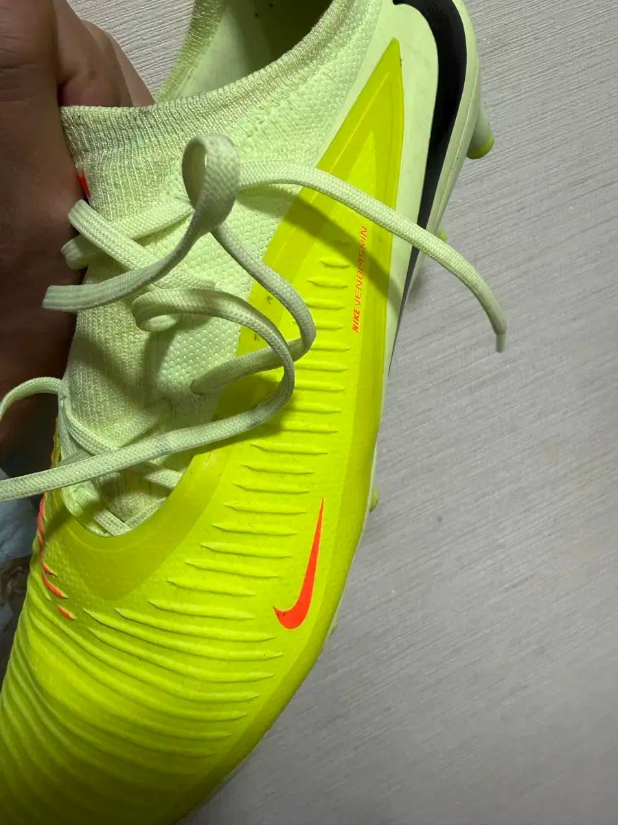 ナイキ FANTOM AG プロ 265