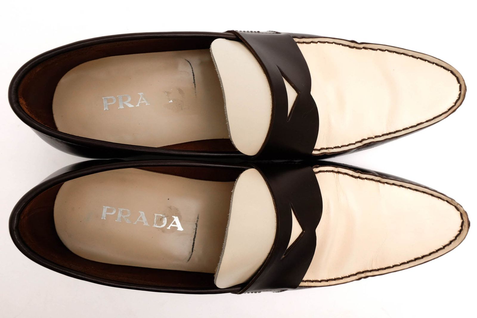プラダ PRADA