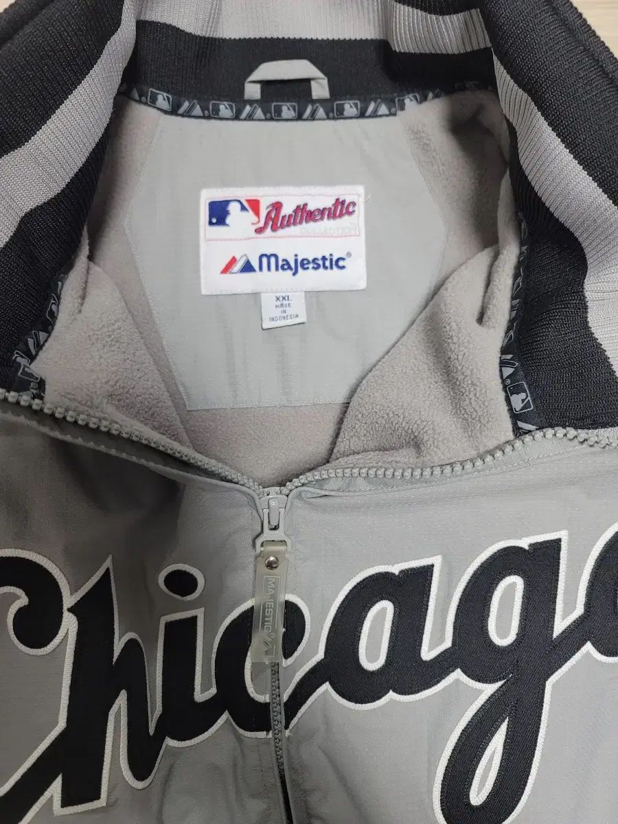 XXL マジェスティック シカゴ ホワイトソックス ジャケット