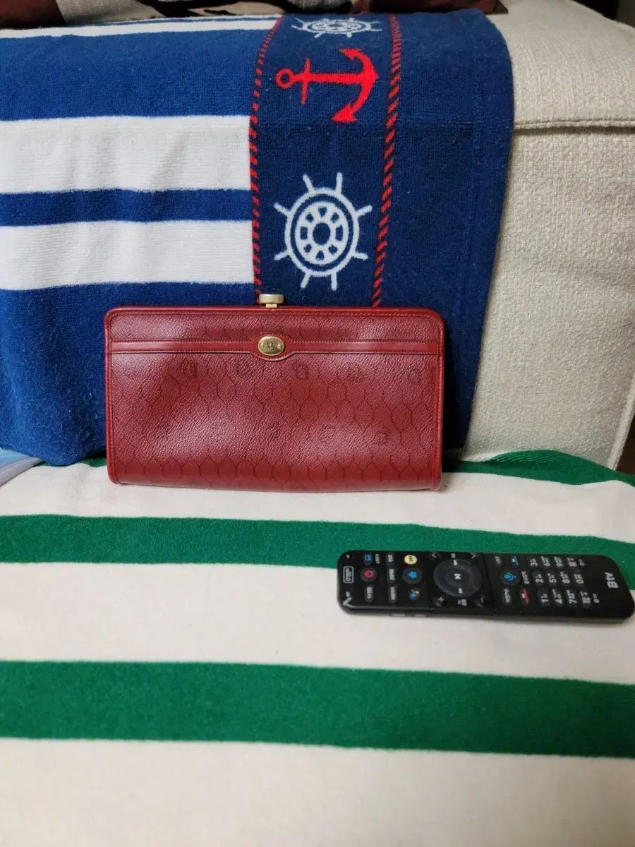 ディオール ヴィンテージ バーガンディ クラッチバッグ