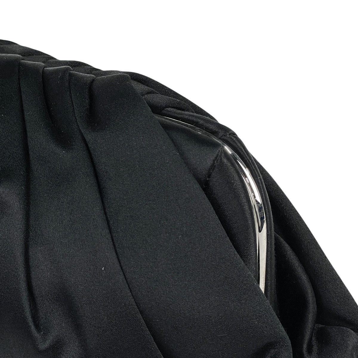 クラッチバッグ