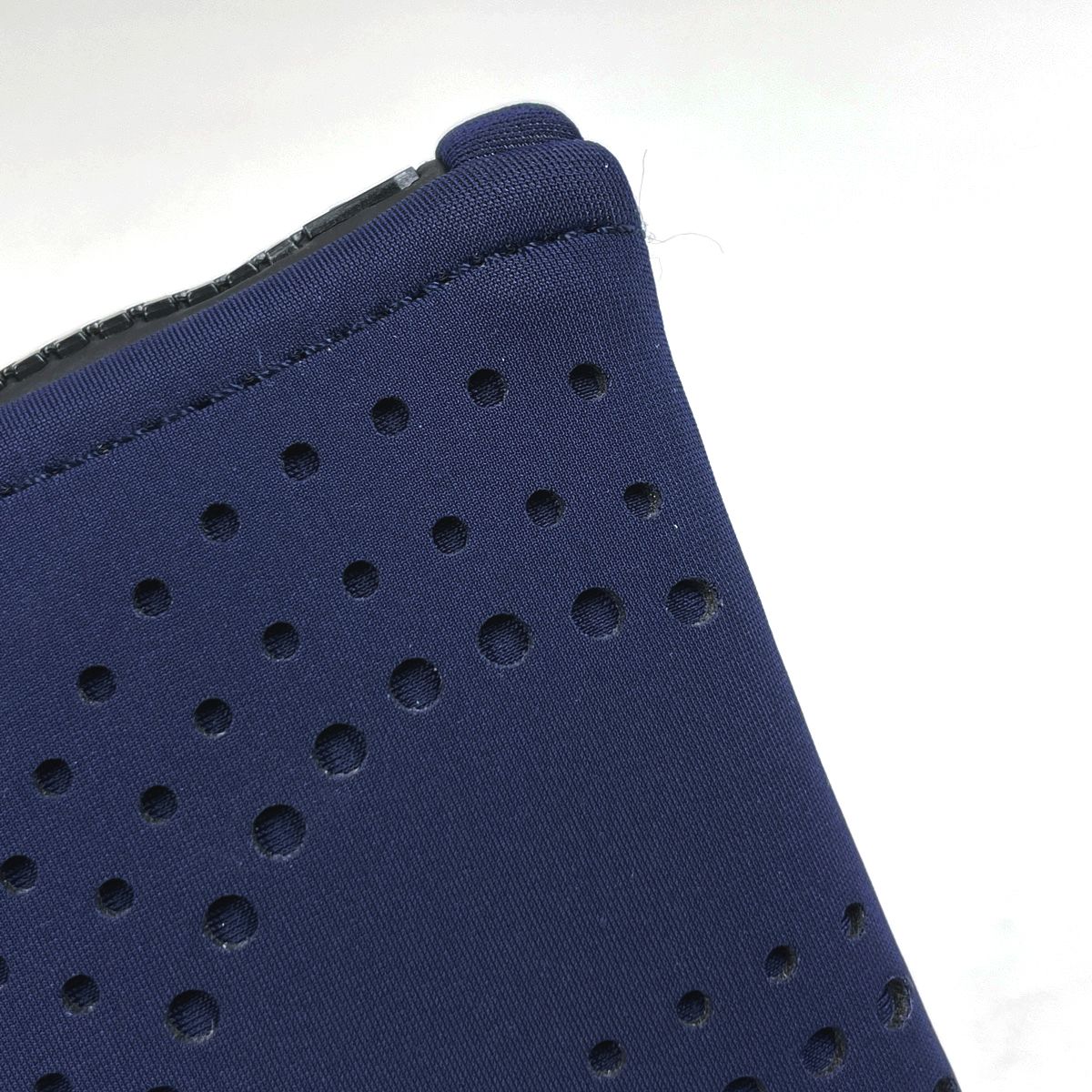 エルメス HERMES ネオバン ウェーブ PM メイク コスメ 小物入れ パンチング 化粧ポーチ ナイロン ネイビー レディース DECORATOM_COM_BR