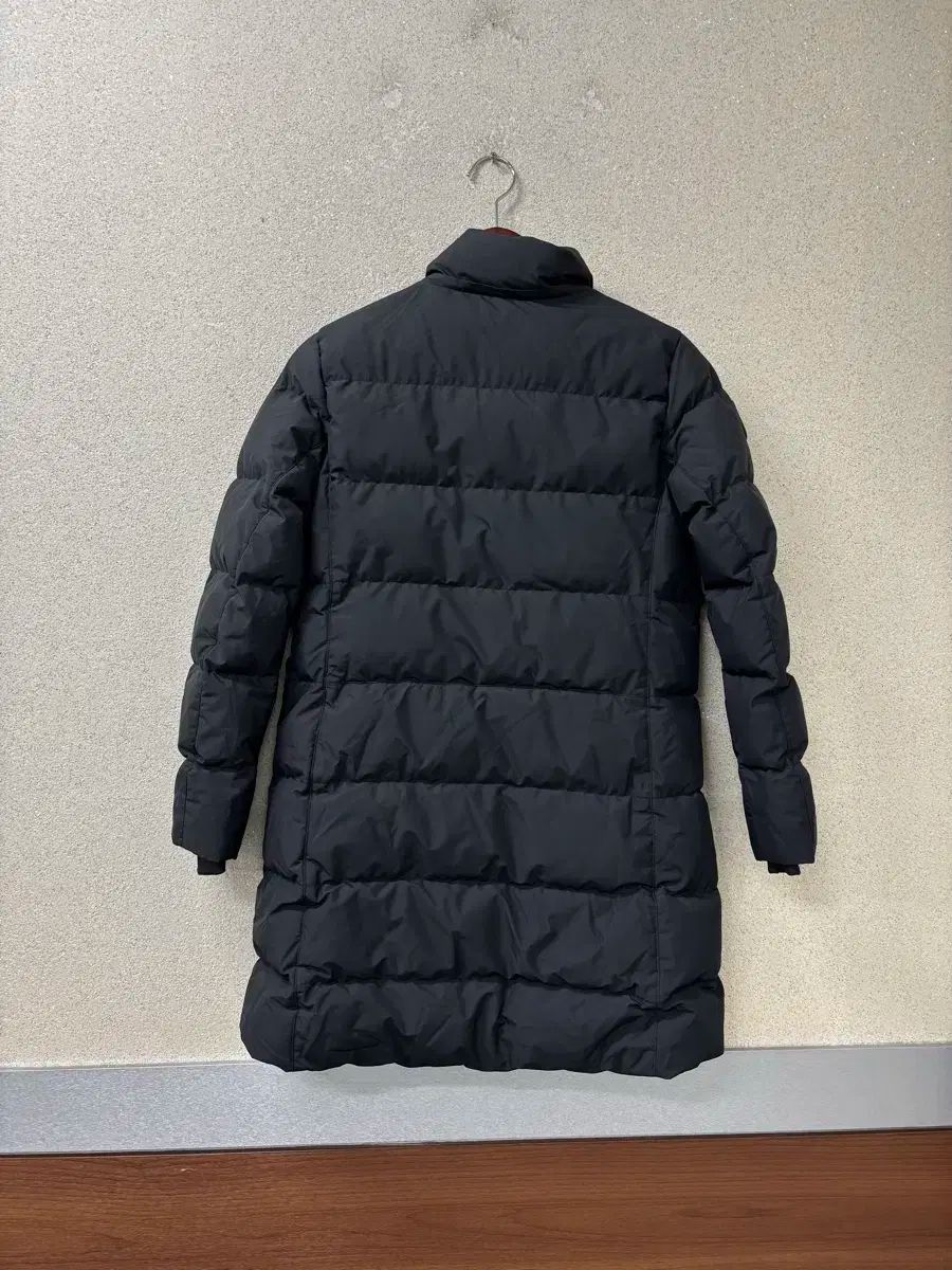 DISCOVERY ロング丈ダウンジャケット フードなし
