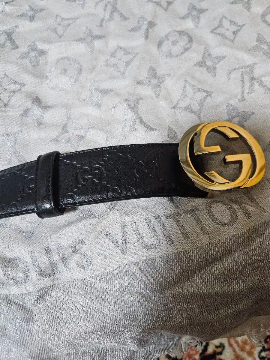 グッチ GG cignature シグネチャー ブラック ベルト ゴールド