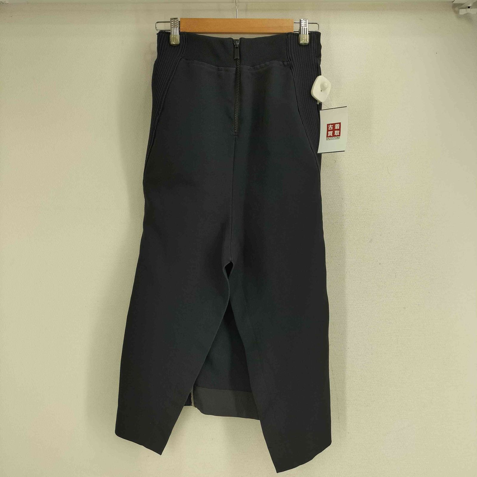 サカイ Sacai 23AW Technical Jersey Skirt レディース JPN 0