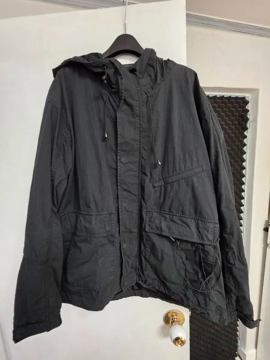 MUSINSA STANDARD WHO フード ウィンドブレーカー ブラック KANDAIZUMI_COM