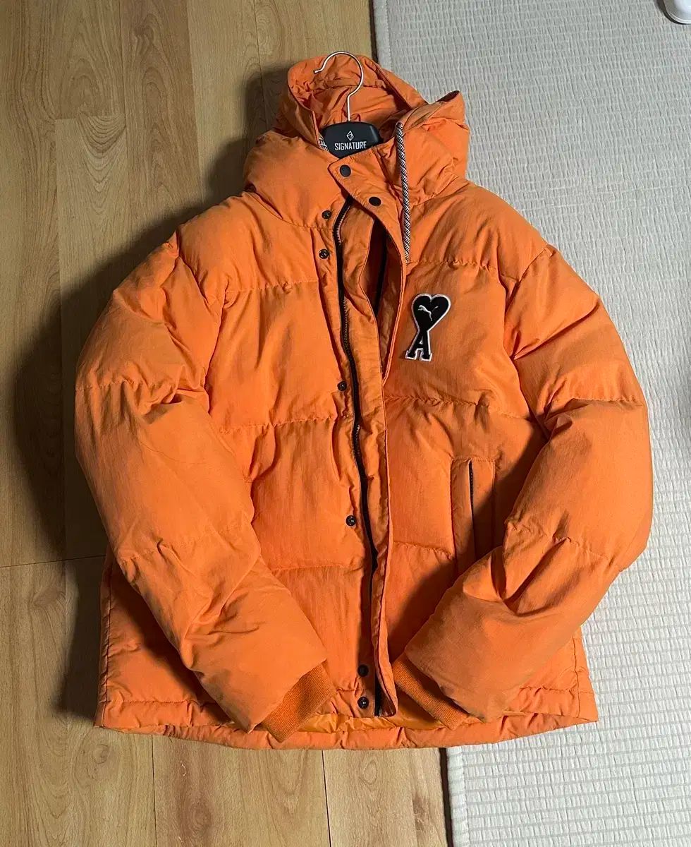 プーマ アミ フーディ ダウン オレンジ Sサイズ