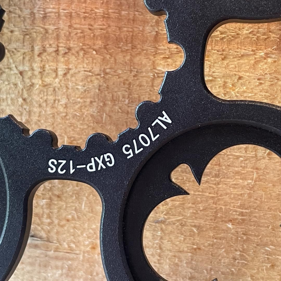 ダイレクトマウント トランプ柄