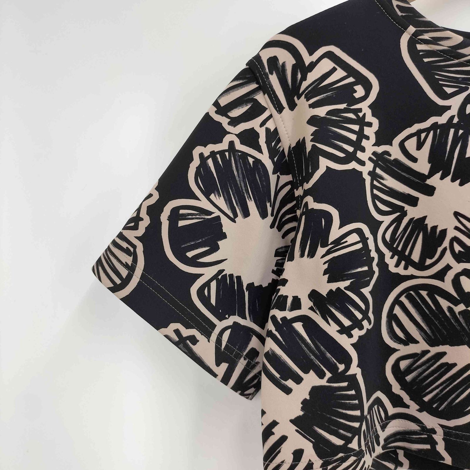 マックスマーラ MAX