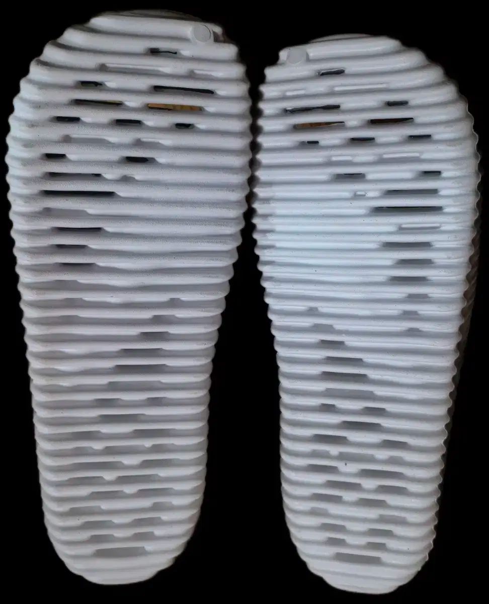 アディダス アディレッタ 25 クリスタル 白