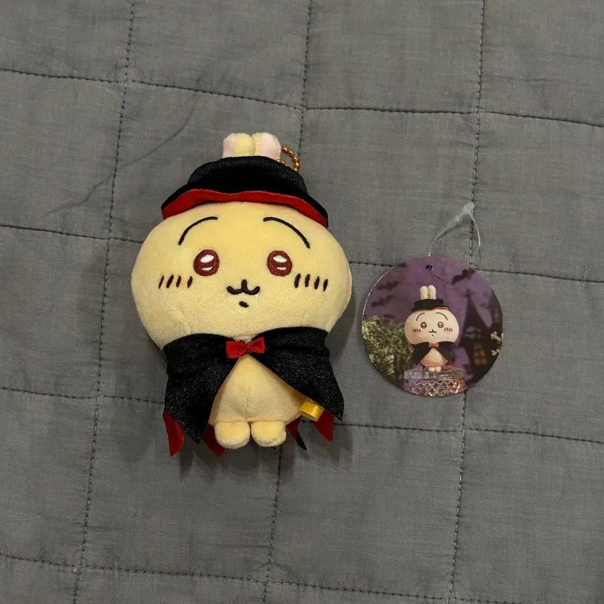 ちいかわ ハロウィーン 2025 吸血鬼 うさぎ 吸血鬼マスコット