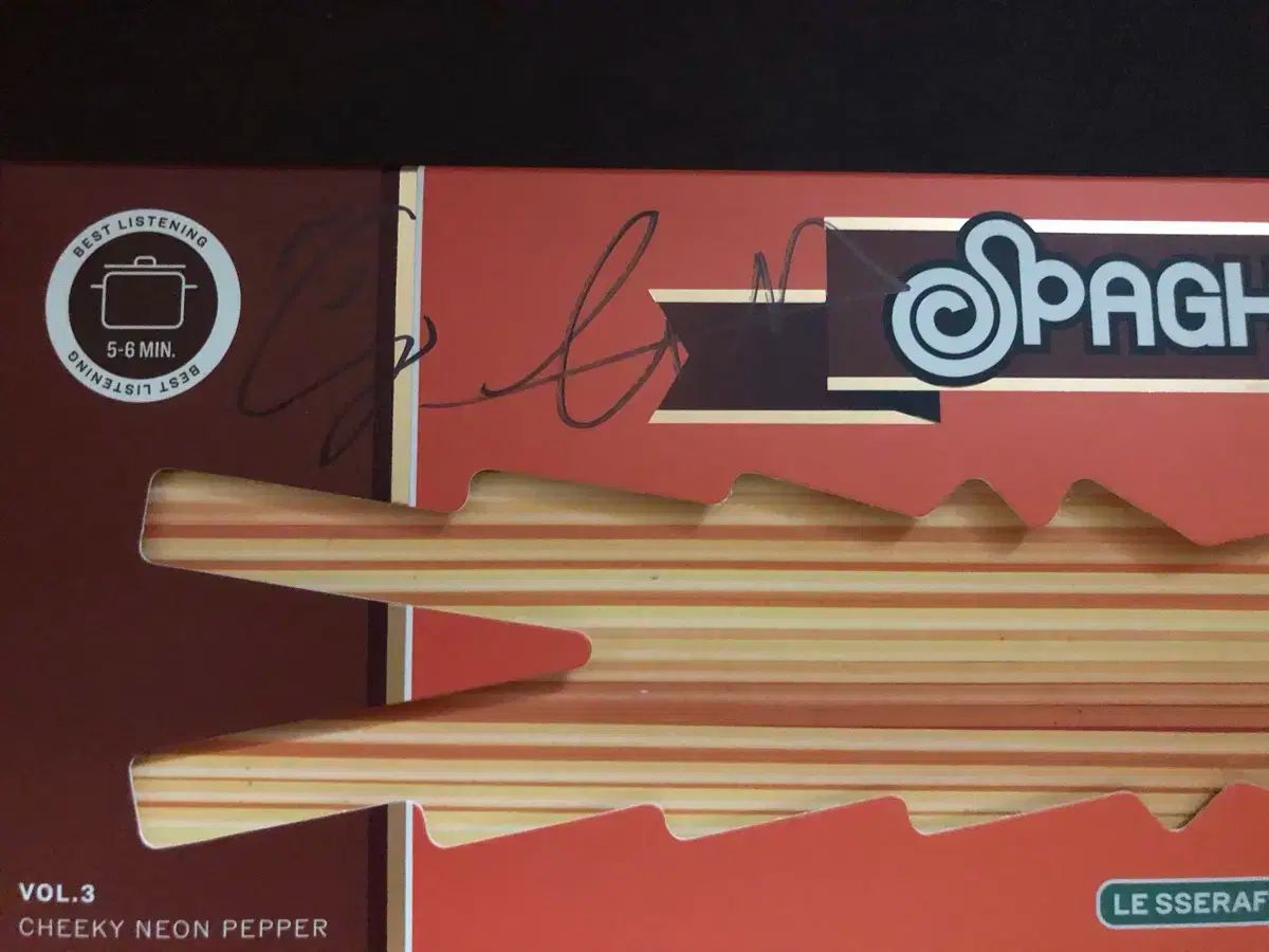 LE SSERAFIM ルセラフィム ルセラ 親筆サイン入り アルバム