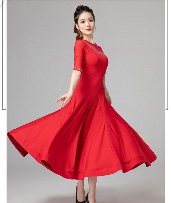 ワルツ タンゴ服