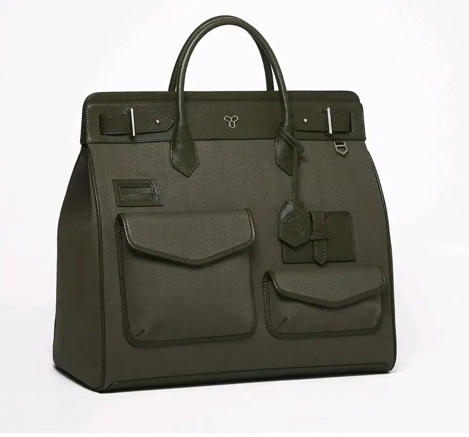 キム サンヒョク コラボ ル ヌヴェール メール 43 カーキ 価格 500 000 ONE