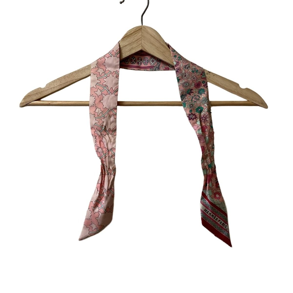 HERMES エルメス スカーフ ツイリー ピンク×グリーン×マルチ リボンスカーフ フラワー 花