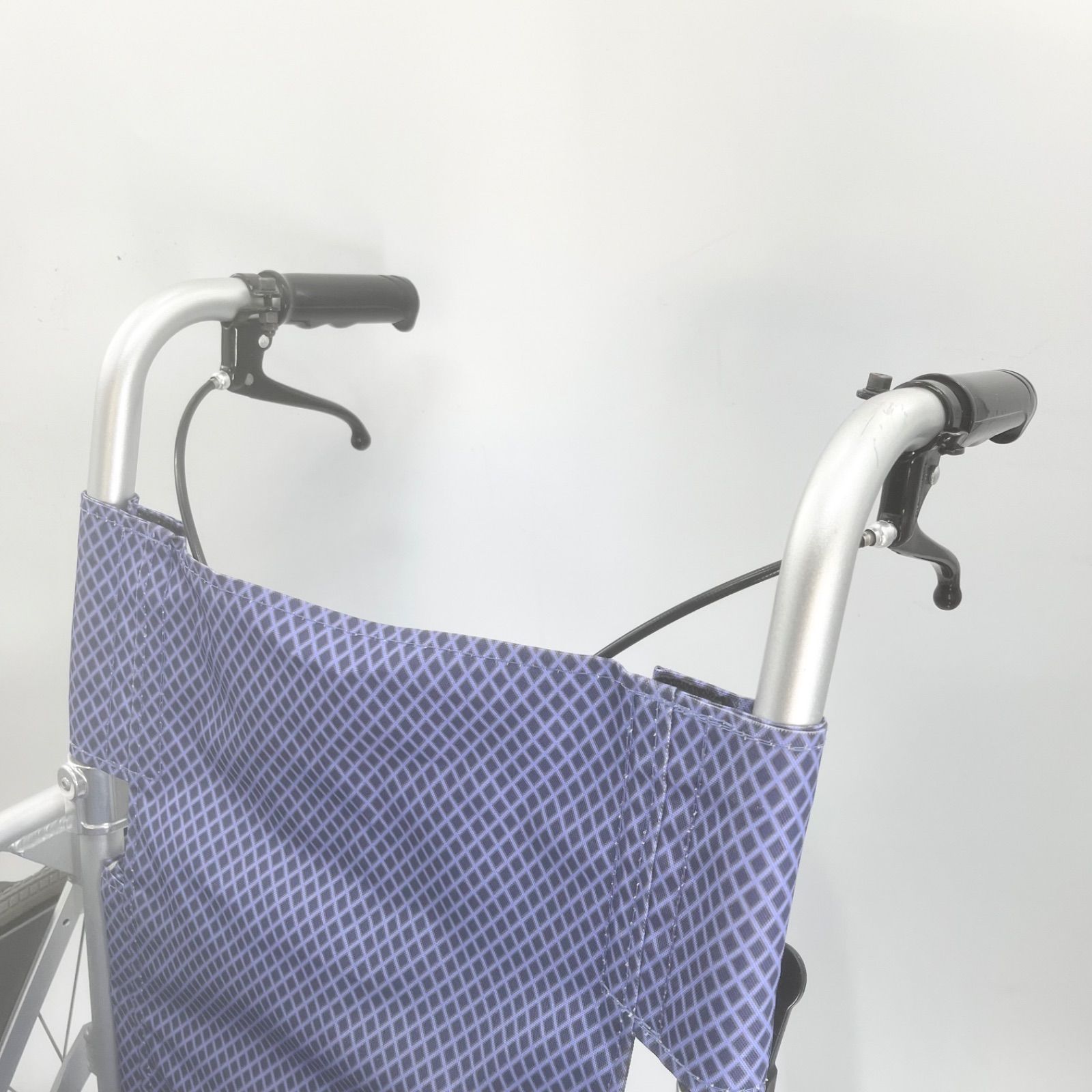 カワムラサイクル ふわりす KFP22-40SB 自走式 車いす アルミ 軽量 10.9kg 背折れ 脚部スイング