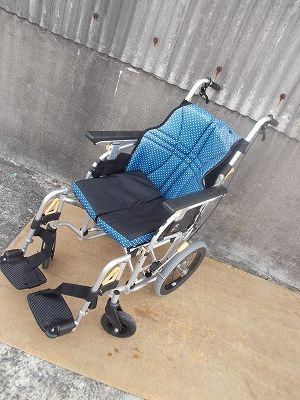 一部地域を除く 日進医療器介助式車椅子ウルトラ NAH-U7 TS-25-1004-05