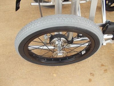 日進医療器介助式車椅子ウルトラ NAH-U7