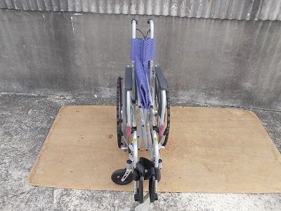  一部地域を除く カワムラ自走式車椅子KFP 22-40 SB TS-25-1104-06 自走用車椅子 車椅子