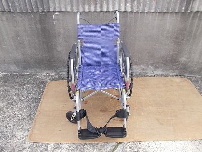 一部地域を除く カワムラ自走式車椅子KFP22-40SB TS-25-1104-06