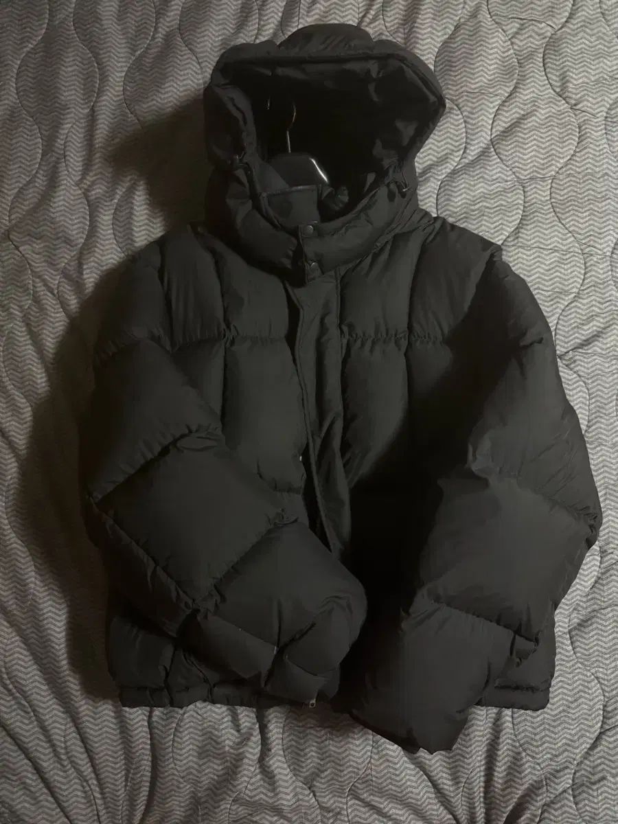 ベルリエ クロスLINE フーディー グースダウン