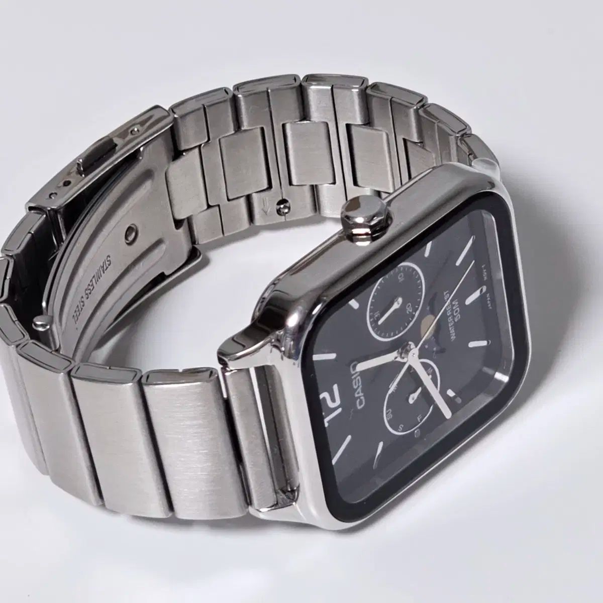 ムーンフェイズ リストウォッチ