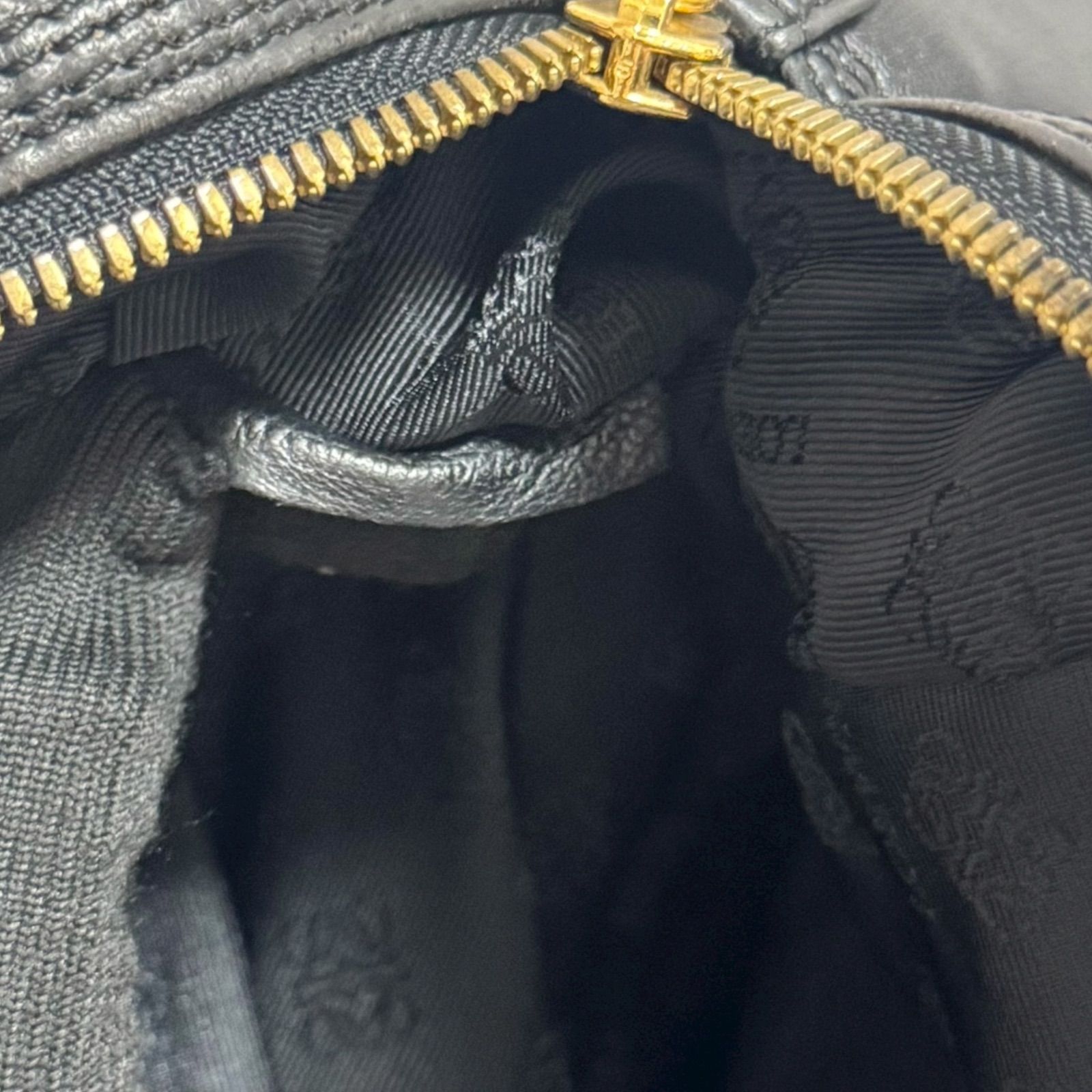 ショルダーバッグ