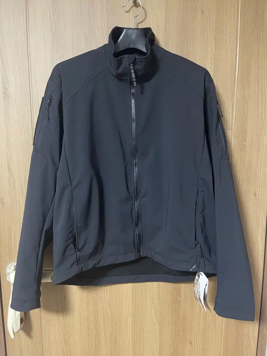 クライー Free! フィールドシェル 2 ブラック XL