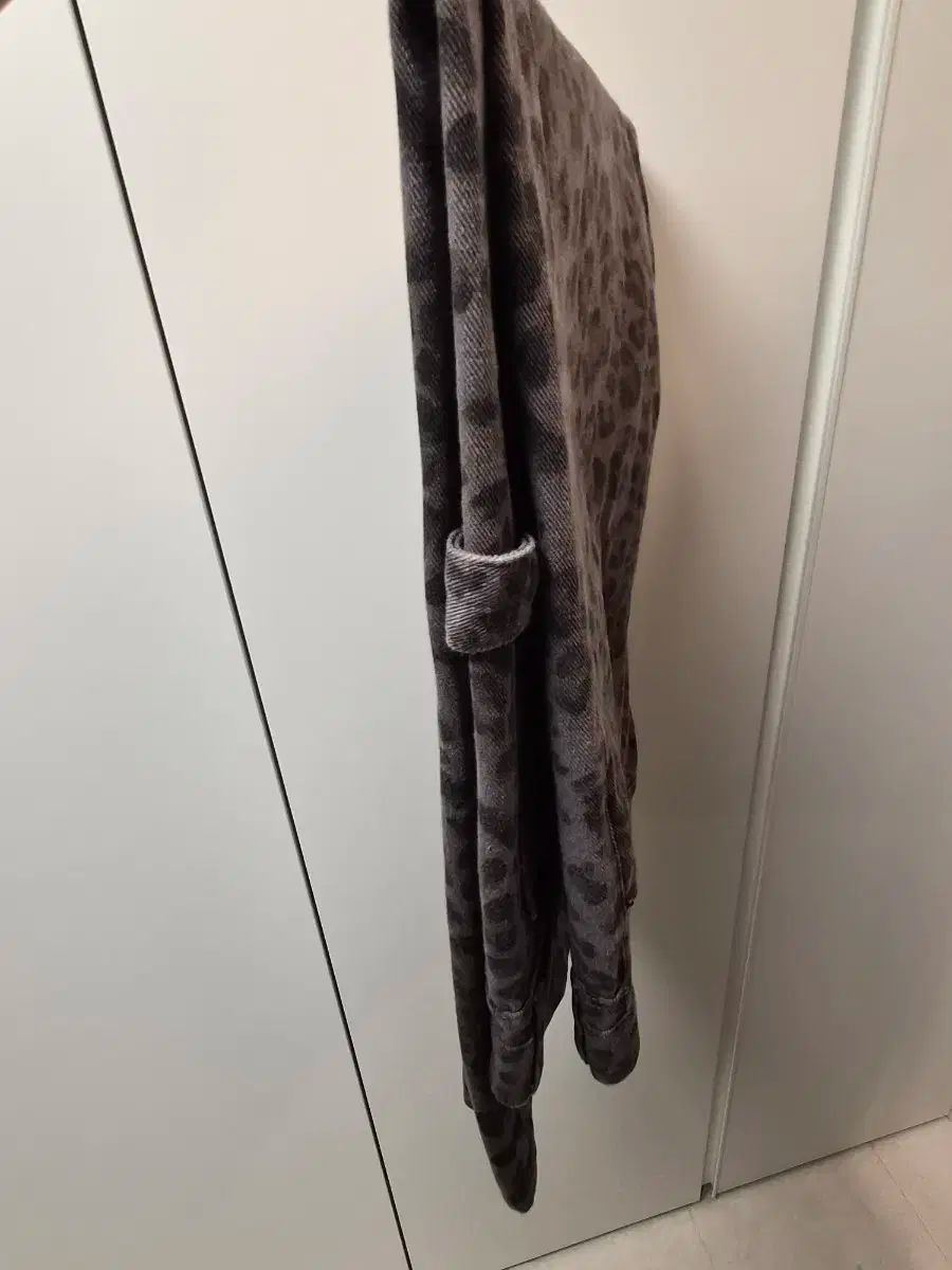 システム ヒョウ柄ワイド