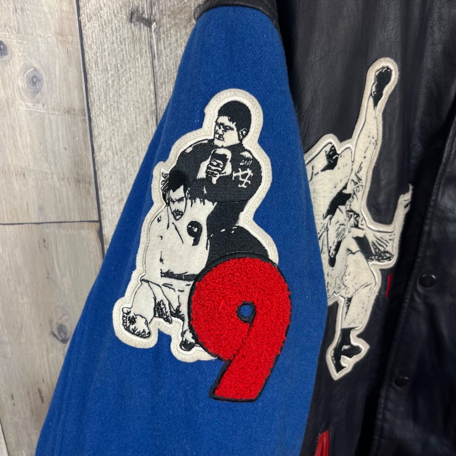 スタジアム ジャンパー