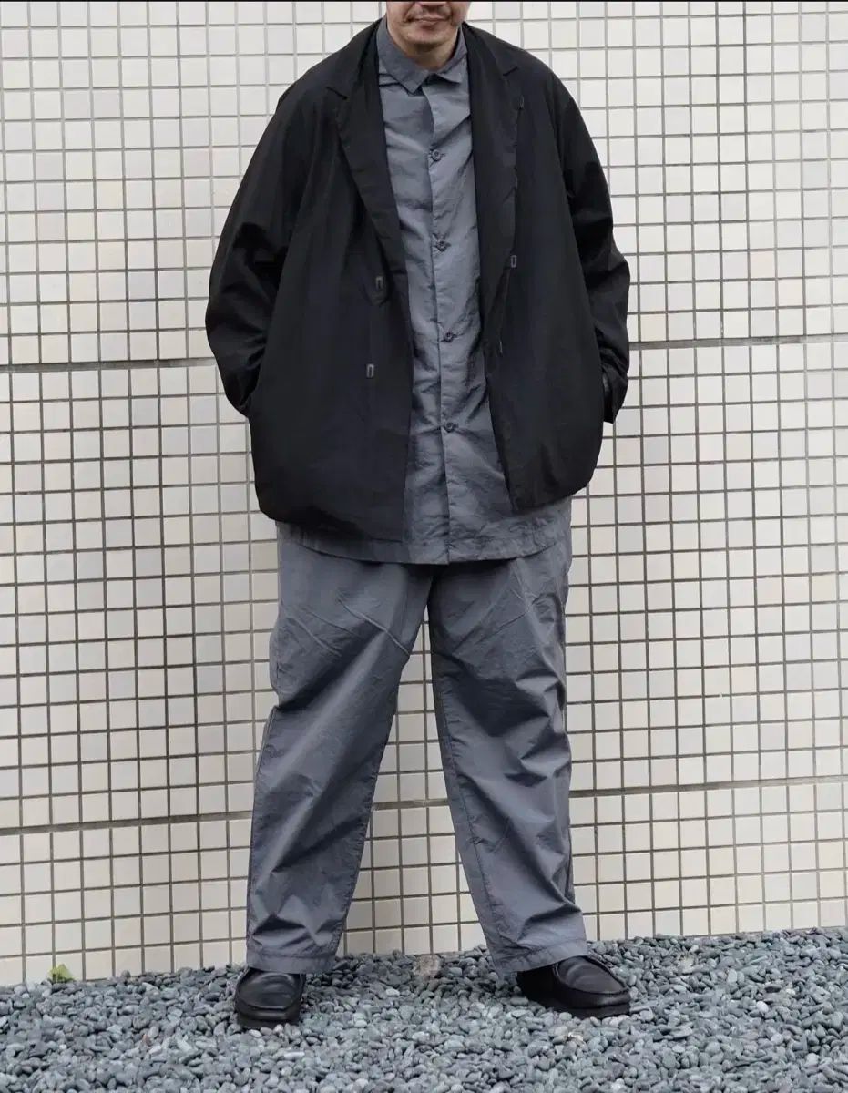 シアトゥーラ ウォレット コート ジャケット パッカブル ブラック 2