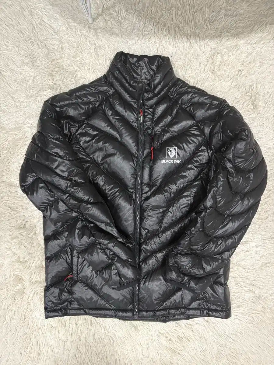 L BLACK YAK 光沢 軽量ダウン ブラック