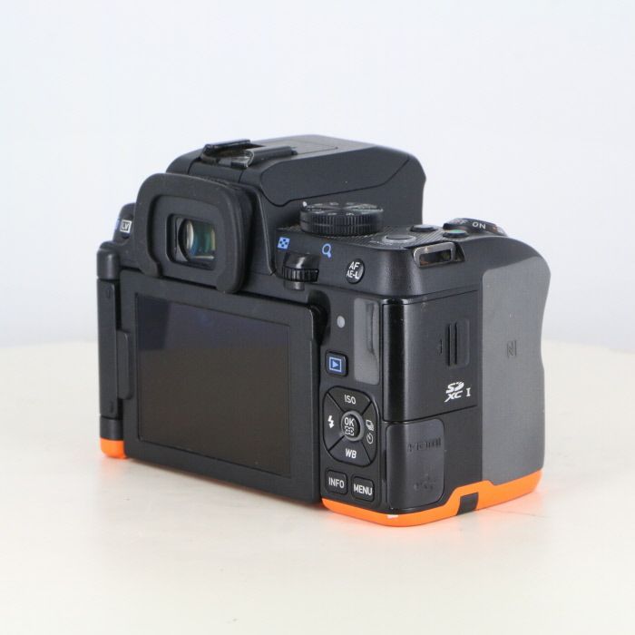 ブラツクXオレンジ