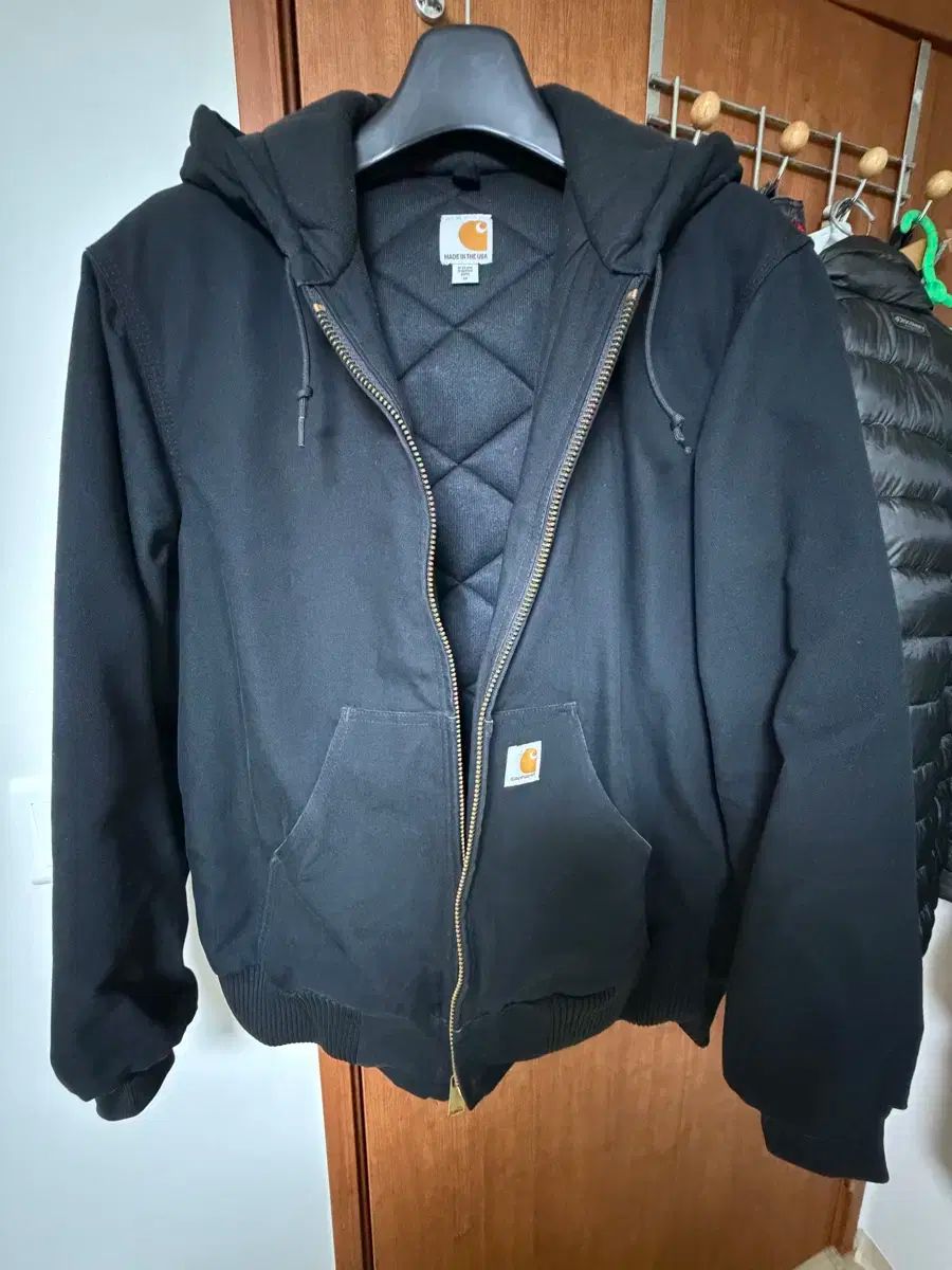 Carhartt カーハート ダック アクティブ ジャケット j140 ブラック Mサイズ