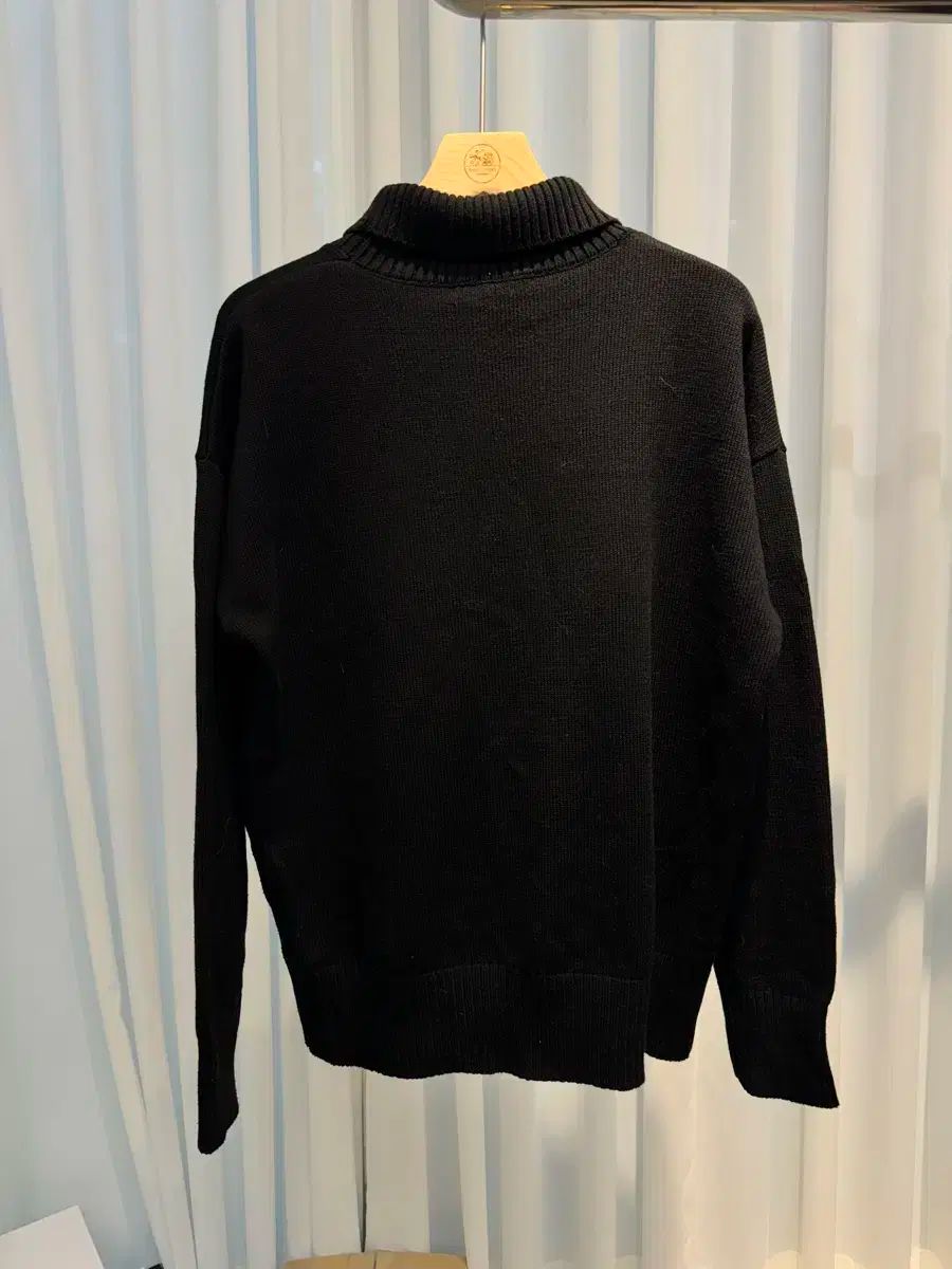 L アミ インタルシア ビックハート タートルネック ニット