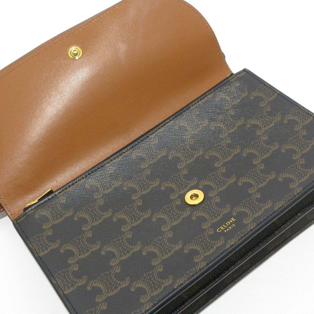 ストラップ付きウォレット