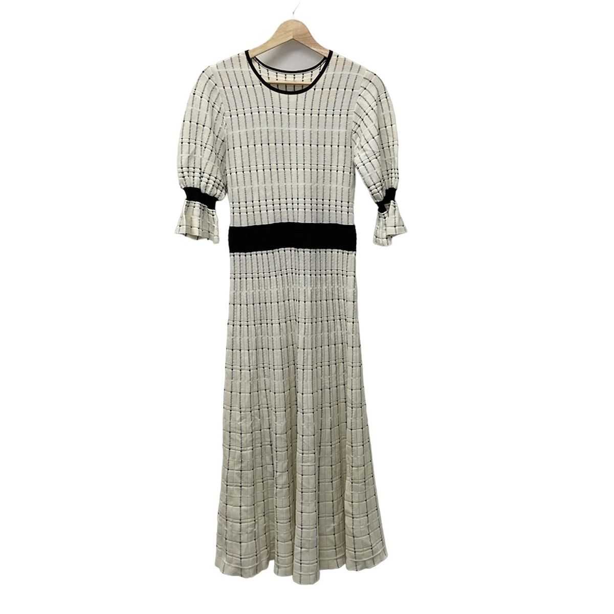 GRACE CONTINENTAL グレースコンチネンタル ワンピース サイズ36 S レディース - 白×黒 クルーネック 七分袖 マキシ丈 ニット