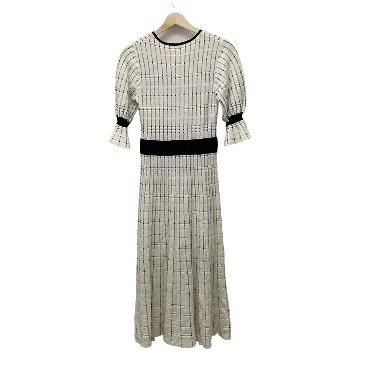 GRACE CONTINENTAL グレースコンチネンタル ワンピース サイズ36 S レディース - 白×黒 クルーネック 七分袖 マキシ丈 ニット