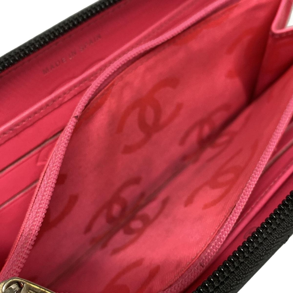 黒 シルバー金具