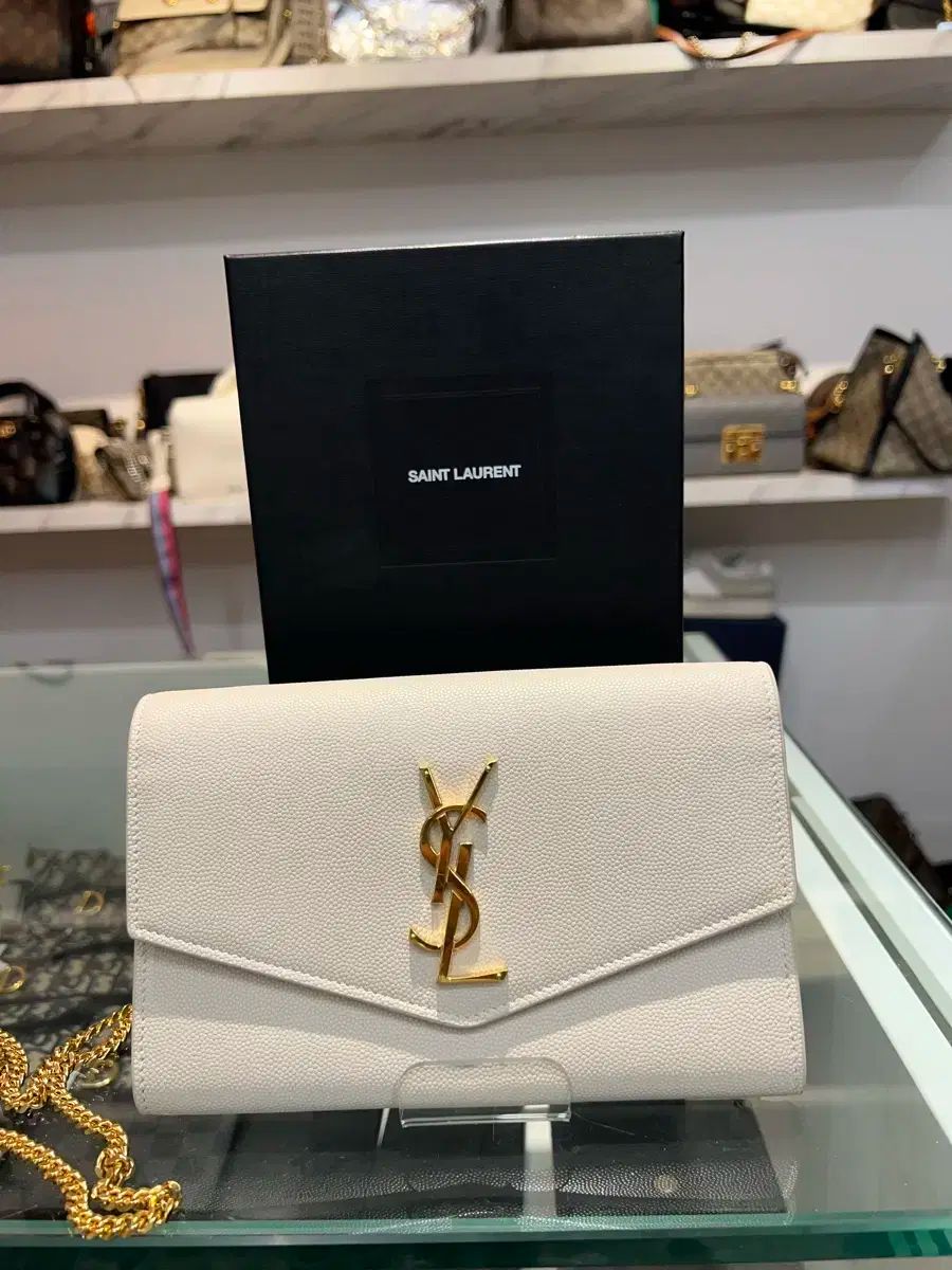 607788 イヴ サンローラン WOC チェーン ウォレット チェーン クロスバック