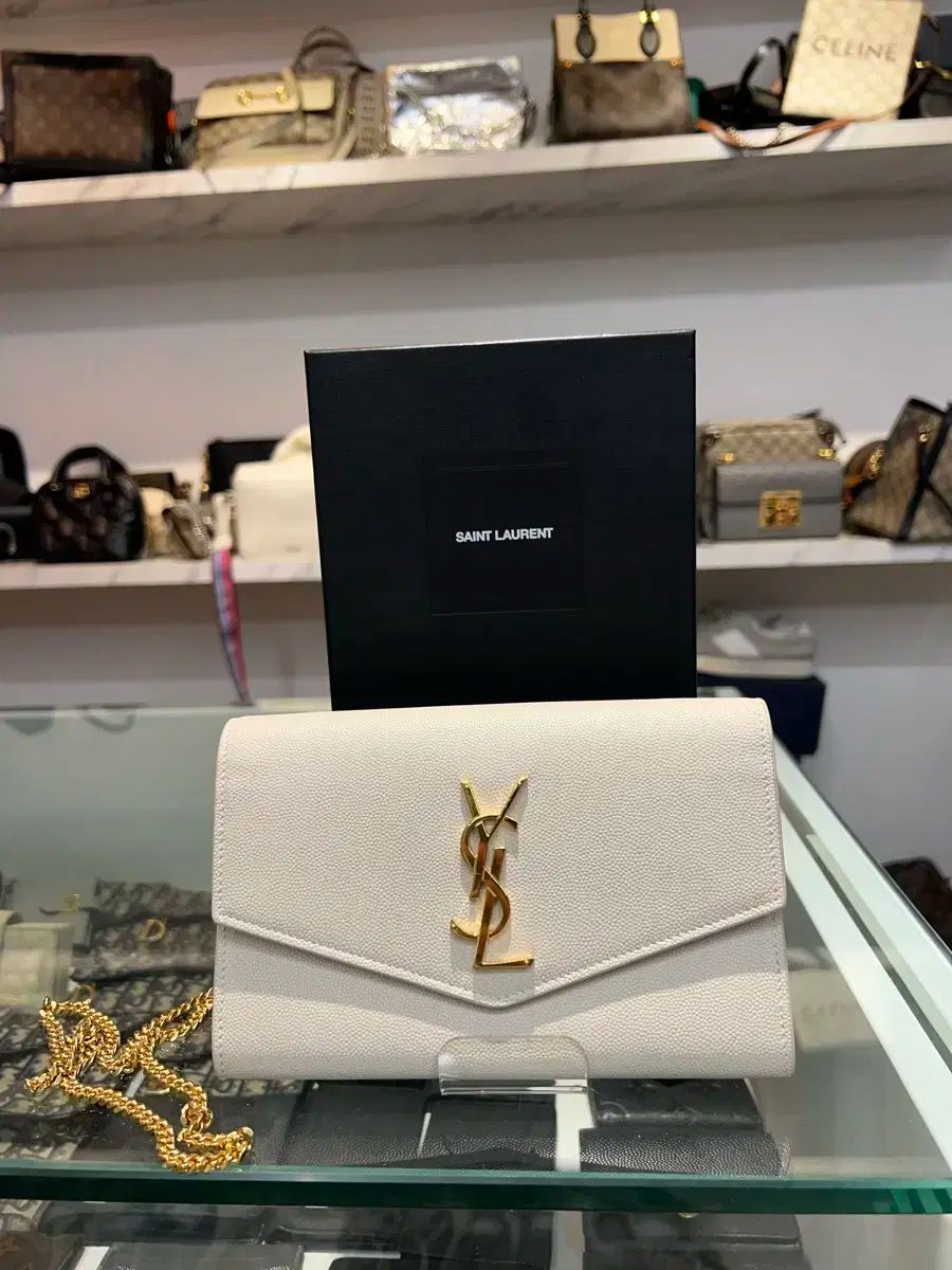 607788 イヴ サンローラン WOC チェーン ウォレット チェーン クロスバック