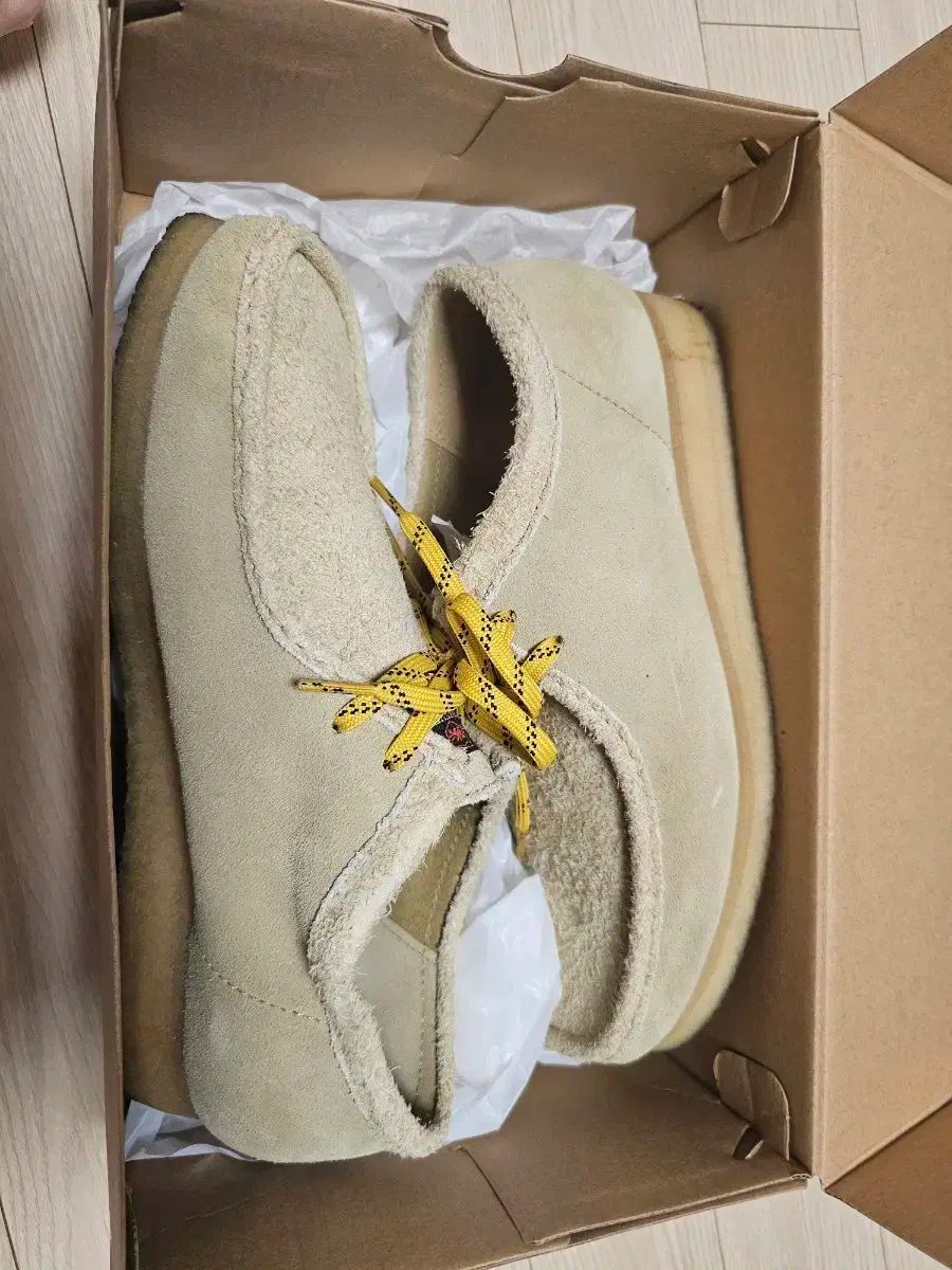 ディスイズネバーザット ディネ댓 クラークス ワラビー 280 43 UK9