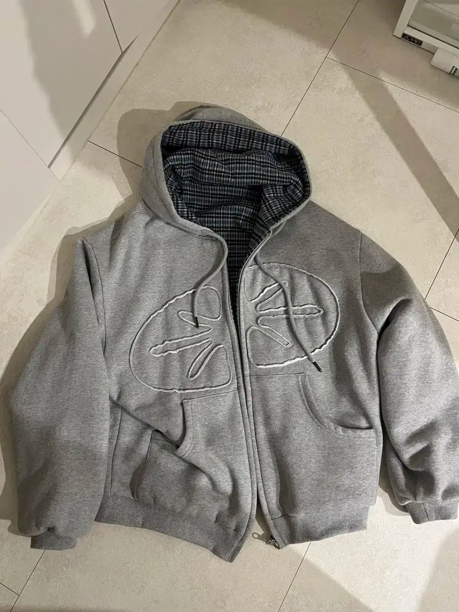 イーアルティーアル リバーシブル