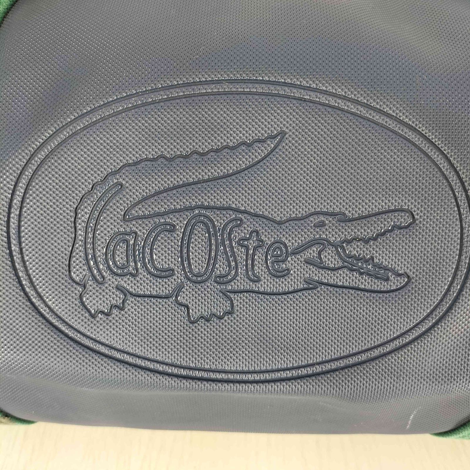 ラコステ LACOSTE エンボスロゴ ボストンバッグ メンズ 表記無 - メルカリ