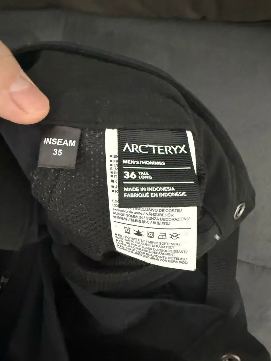 アークテリクス 24017 펠리세이드 パンツ ブラック 36 サイズ