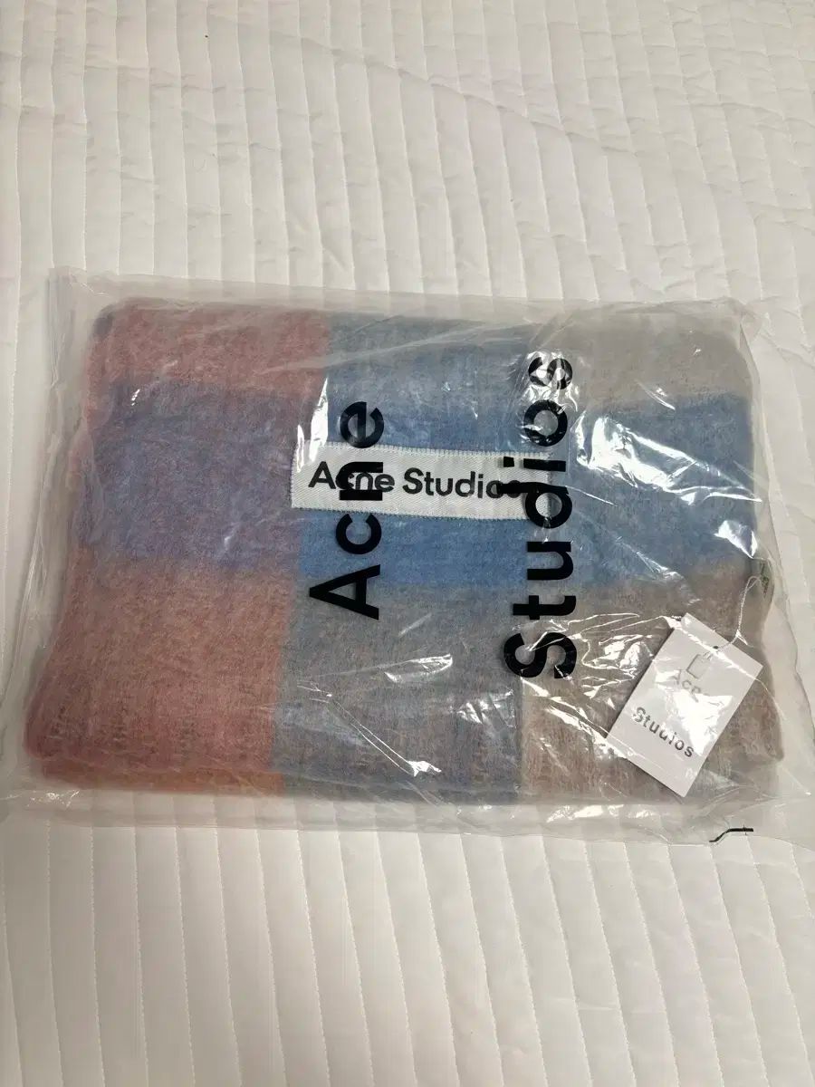 在庫1点 Acne Studios チェック マフラー